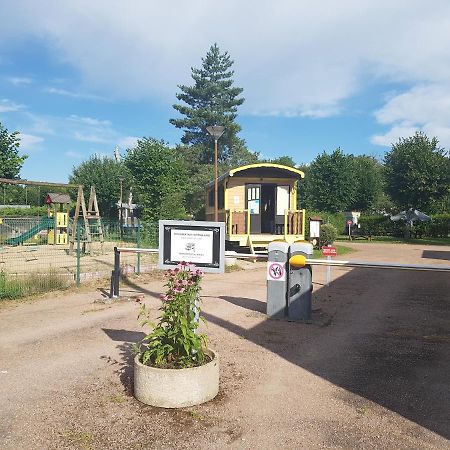 Camping Les Roulottes Du Bazois Châtillon-en-Bazois Exterior foto