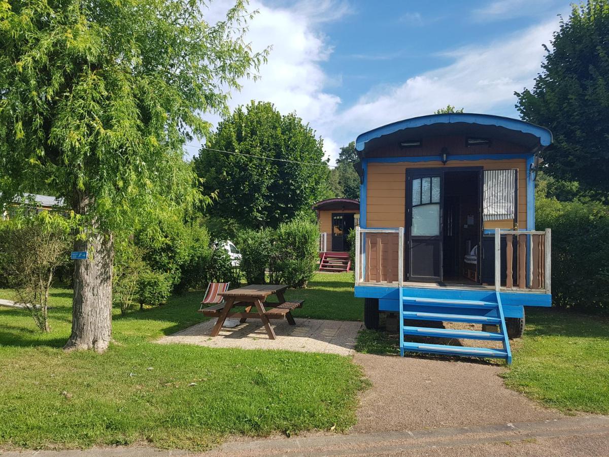 Camping Les Roulottes Du Bazois Châtillon-en-Bazois Exterior foto